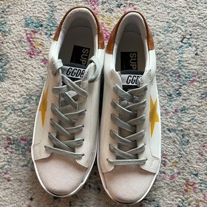 GOLDEN GOOSE 🧚🏻